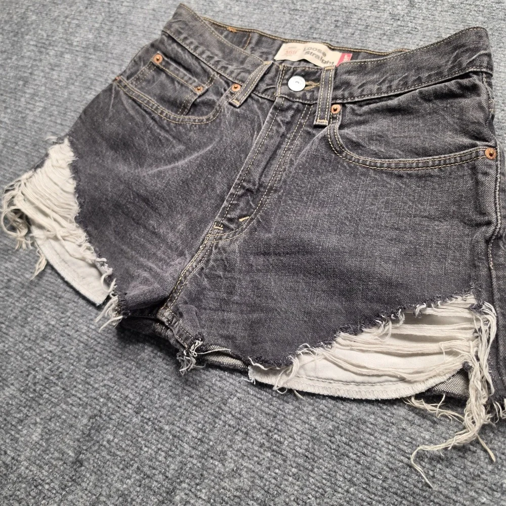 Levis 569 High Rise Black Denim Cut Off Shorts Size 28 Frayed Hem Vintage 2000s